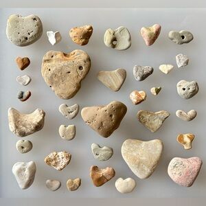 32 Natural ❤️ Heart Shaped Beach Stones, Fossils & Gemstones from Lake Michigan